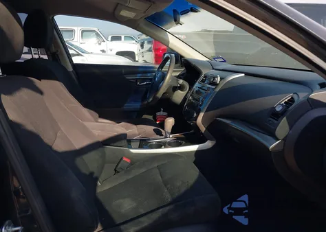 2014 Nissan Altima 2.5 z USA, uszkodzony, nr VIN 1N4AL3AP6EC291320